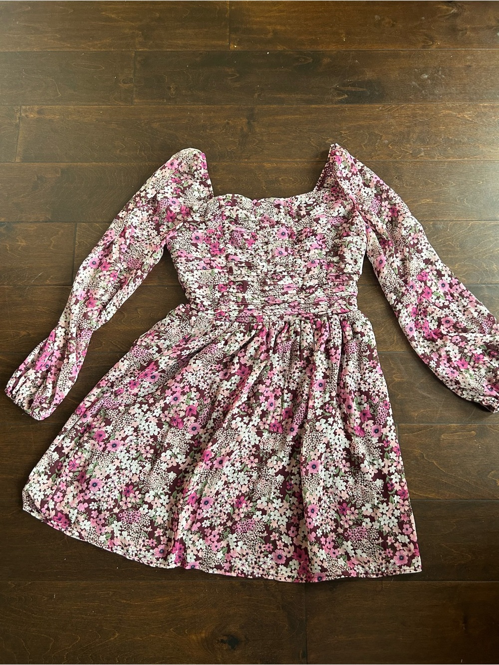 Crystal Doll Women’s Dress Sz S Fall Floral Long Sleeve Pleated Details